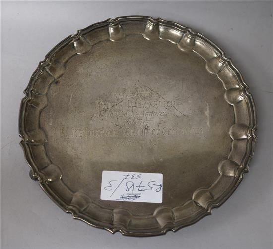 An Edwardian silver salver with later inscription, 12.5 oz.